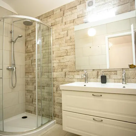 Apartment Kuca U Centru